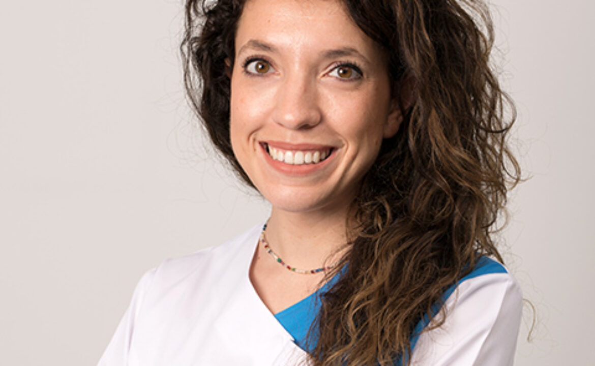 Implantes y dientes fijos en un día